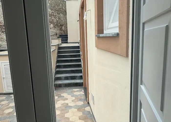 Sparanello Lägenhet